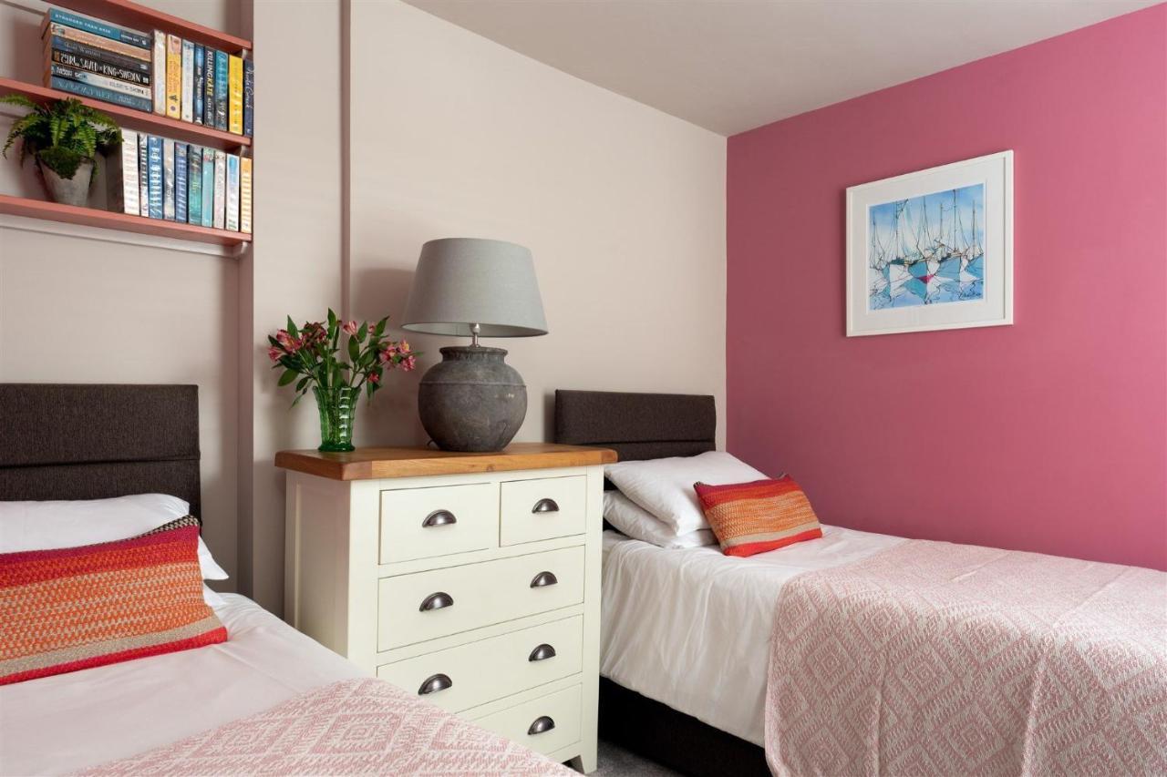Gulls Rest - Charming Cottage In The Heart Of Historic Dartmouth Zewnętrze zdjęcie